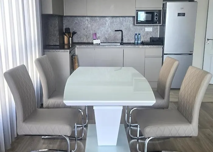 Sarafovo Deluxe Appartamento *