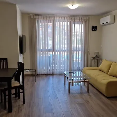 Sarafovo Deluxe *