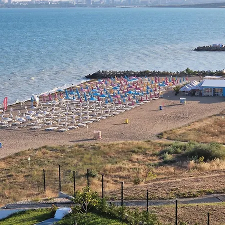 Апартамент Sarafovo Deluxe Бургас