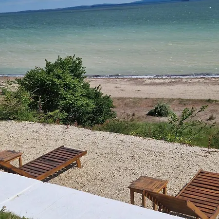 Sarafovo Deluxe Apartament *