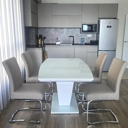 Sarafovo Deluxe Apartment *