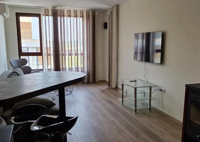 Sarafovo Deluxe * Burgas