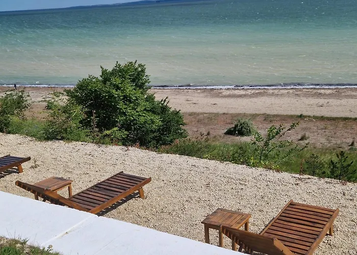 Sarafovo Deluxe Апартамент *