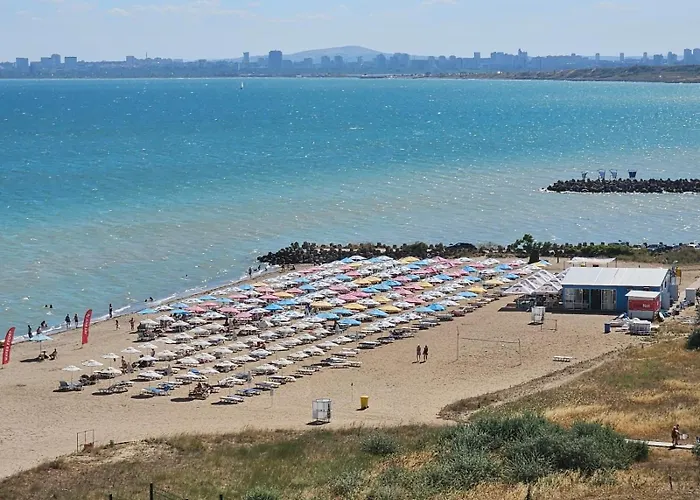 Апартамент Sarafovo Deluxe Бургас